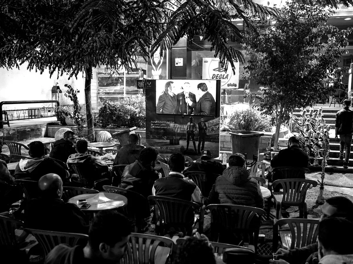 Outdoor screening audience